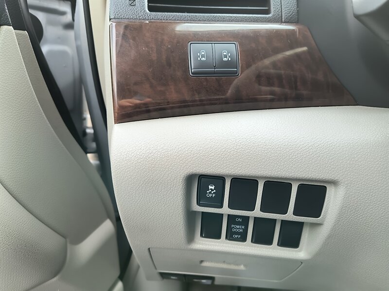 2013 Nissan Quest 3.5 SV - Photo 22 - Pittsburgh, PA 15226