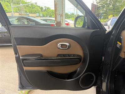 2016 Kia Soul +   - Photo 17 - Pittsburgh, PA 15226