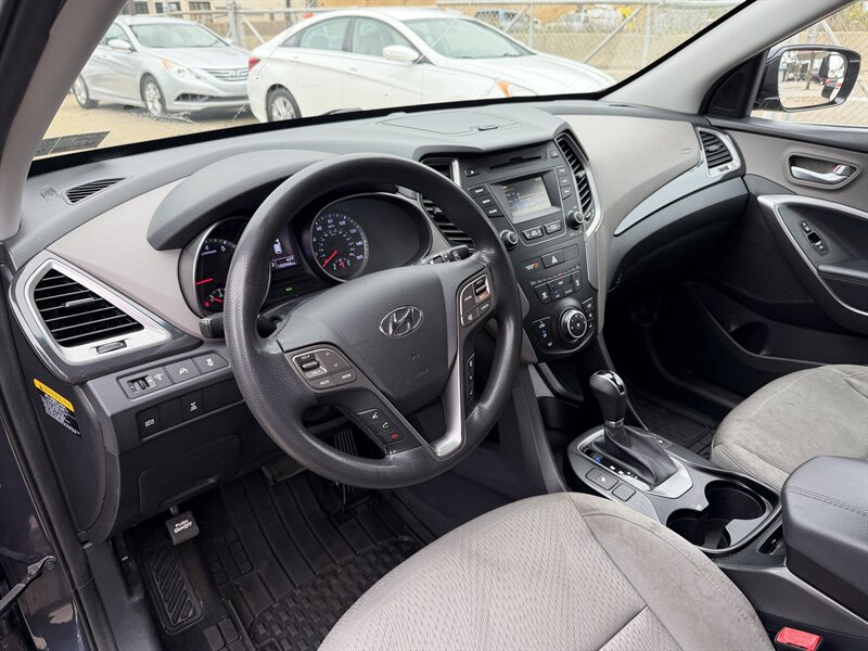 2015 Hyundai Santa Fe 2.4L SPORT - Photo 17 - Pittsburgh, PA 15226