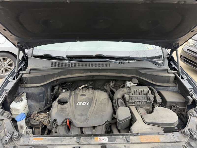 2015 Hyundai Santa Fe 2.4L SPORT - Photo 11 - Pittsburgh, PA 15226