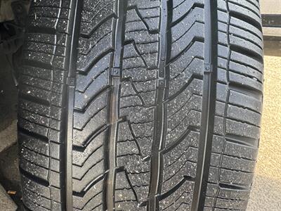 2016 Ford Explorer Platinum   - Photo 9 - Pittsburgh, PA 15226