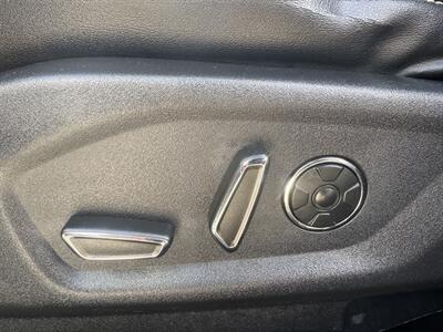 2016 Ford Explorer Platinum   - Photo 20 - Pittsburgh, PA 15226