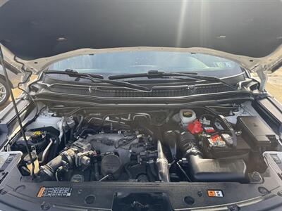 2016 Ford Explorer Platinum   - Photo 12 - Pittsburgh, PA 15226