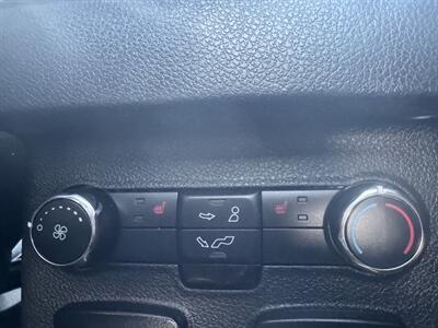 2016 Ford Explorer Platinum   - Photo 34 - Pittsburgh, PA 15226