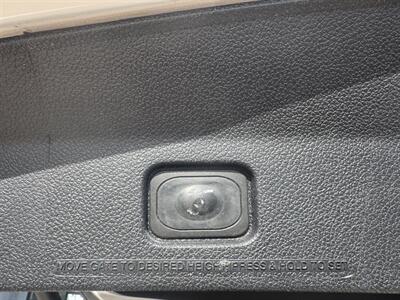 2016 Ford Explorer Platinum   - Photo 41 - Pittsburgh, PA 15226