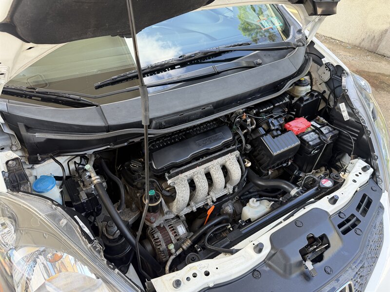 2009 Honda Fit - Photo 12 - Pittsburgh, PA 15226