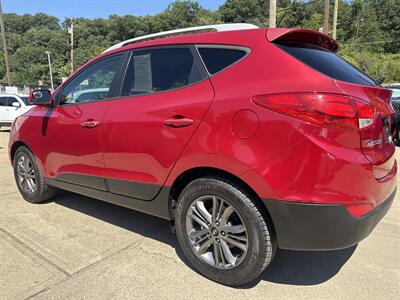 2015 Hyundai TUCSON SE   - Photo 2 - Pittsburgh, PA 15226