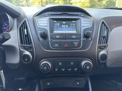 2015 Hyundai TUCSON SE   - Photo 25 - Pittsburgh, PA 15226