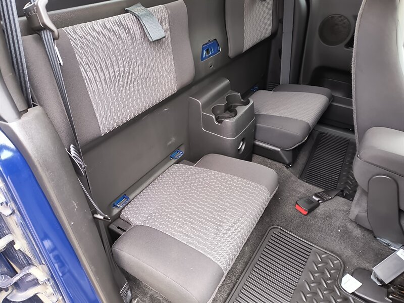 2012 Chevrolet Colorado LT - Photo 10 - Pittsburgh, PA 15226