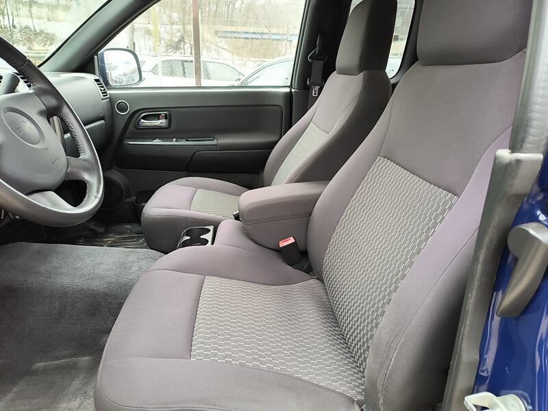 2012 Chevrolet Colorado LT - Photo 7 - Pittsburgh, PA 15226