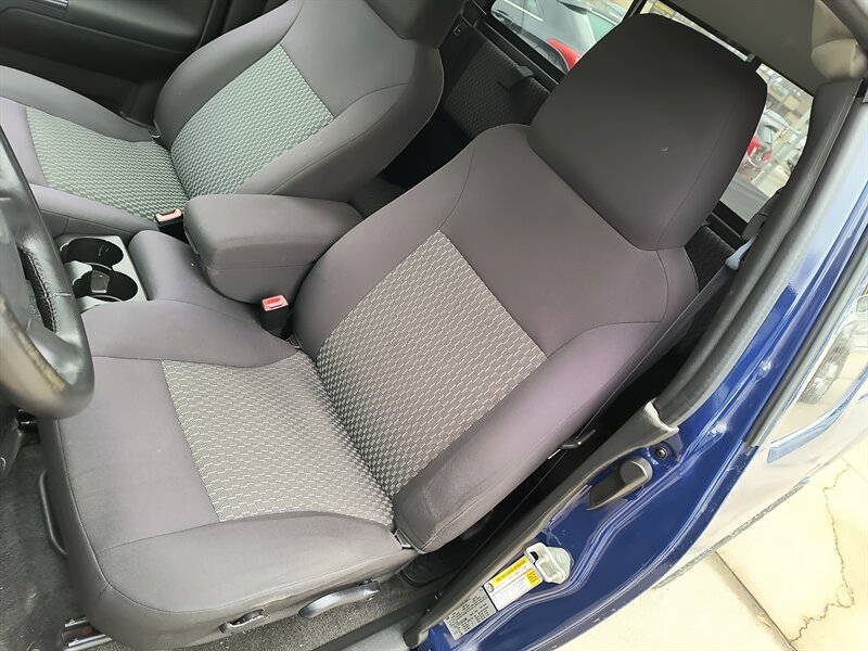 2012 Chevrolet Colorado LT - Photo 8 - Pittsburgh, PA 15226