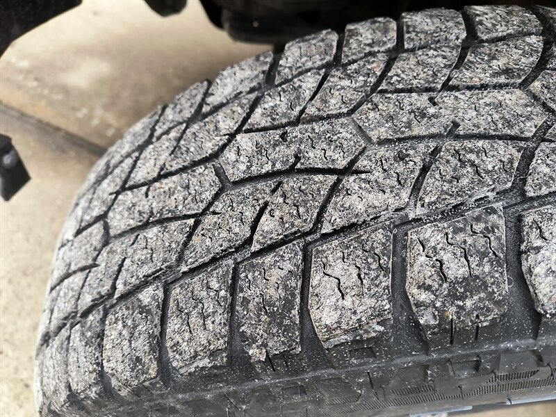 2012 Chevrolet Colorado LT - Photo 15 - Pittsburgh, PA 15226