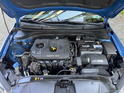 2017 Hyundai ELANTRA Value Edition   - Photo 11 - Pittsburgh, PA 15226