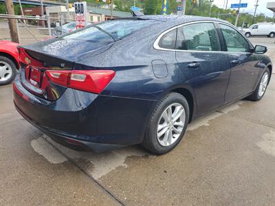 2017 Chevrolet Malibu LT   - Photo 4 - Pittsburgh, PA 15226