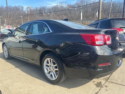 2016 Chevrolet Malibu Limited LT   - Photo 2 - Pittsburgh, PA 15226