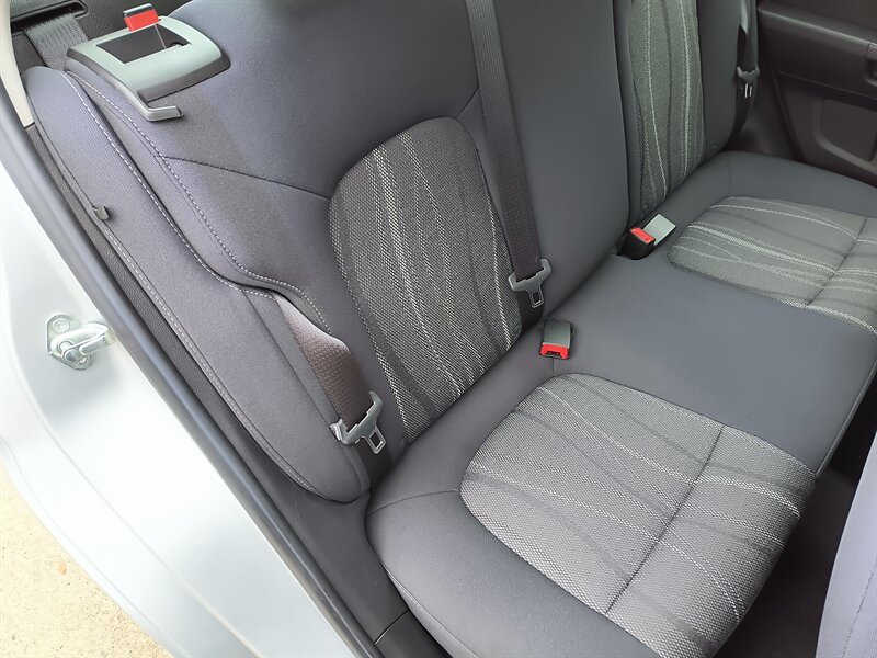 2013 Chevrolet Sonic LT Auto - Photo 11 - Pittsburgh, PA 15226