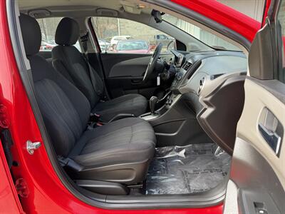 2015 Chevrolet Sonic LT Auto   - Photo 22 - Pittsburgh, PA 15226