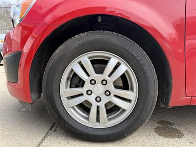 2015 Chevrolet Sonic LT Auto   - Photo 8 - Pittsburgh, PA 15226