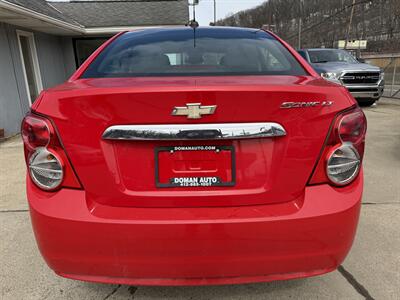 2015 Chevrolet Sonic LT Auto   - Photo 4 - Pittsburgh, PA 15226