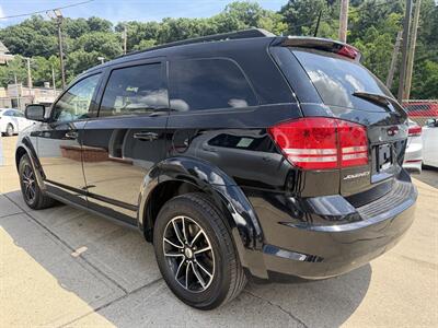 2018 Dodge Journey SE   - Photo 2 - Pittsburgh, PA 15226