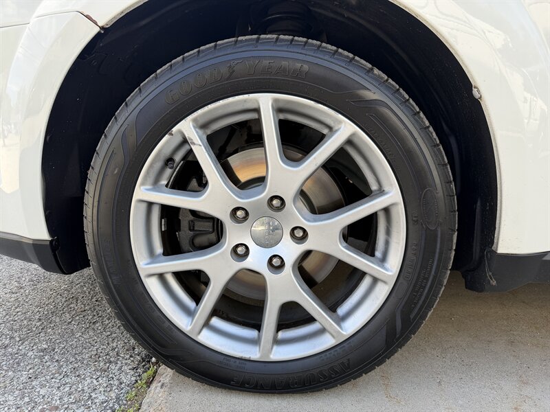 2013 Dodge Journey Crew - Photo 8 - Pittsburgh, PA 15226