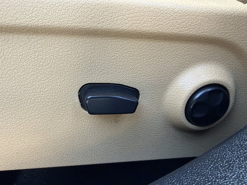 2013 Dodge Journey Crew - Photo 23 - Pittsburgh, PA 15226