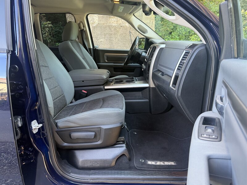 2013 RAM 1500 SLT - Photo 40 - Pittsburgh, PA 15226