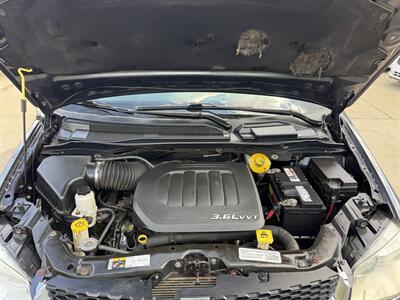 2014 Dodge Grand Caravan SXT   - Photo 10 - Pittsburgh, PA 15226