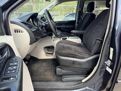 2014 Dodge Grand Caravan SXT   - Photo 17 - Pittsburgh, PA 15226