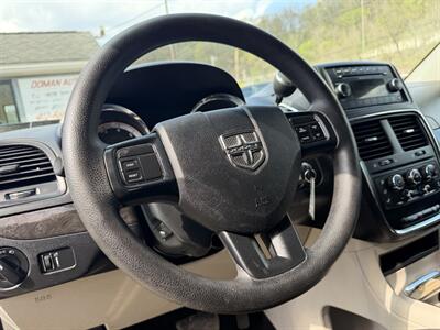2014 Dodge Grand Caravan SXT   - Photo 19 - Pittsburgh, PA 15226