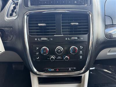 2014 Dodge Grand Caravan SXT   - Photo 25 - Pittsburgh, PA 15226