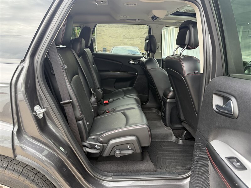 2014 Dodge Journey R/T - Photo 33 - Pittsburgh, PA 15226