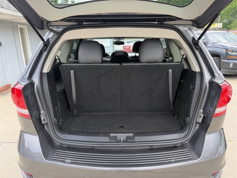2014 Dodge Journey R/T - Photo 36 - Pittsburgh, PA 15226