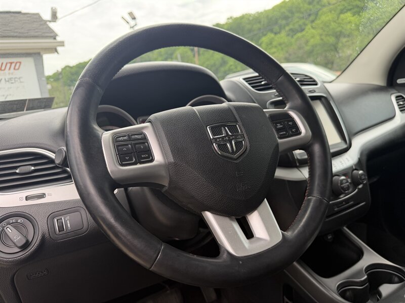 2014 Dodge Journey R/T - Photo 20 - Pittsburgh, PA 15226