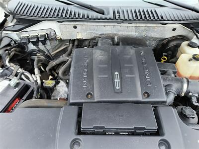 2009 Lincoln Navigator - Photo 15 - Pittsburgh, PA 15226