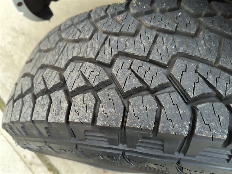 2009 Lincoln Navigator - Photo 17 - Pittsburgh, PA 15226