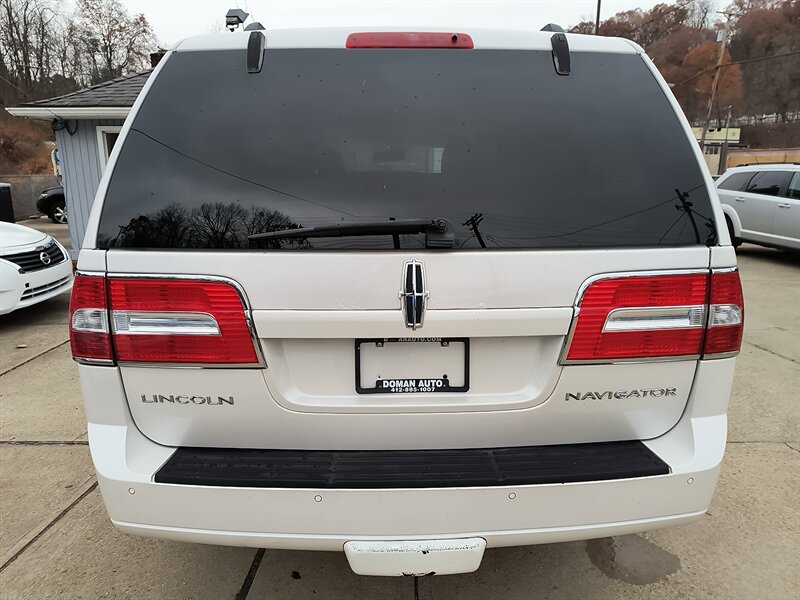 2009 Lincoln Navigator - Photo 3 - Pittsburgh, PA 15226
