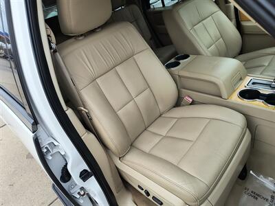 2009 Lincoln Navigator - Photo 9 - Pittsburgh, PA 15226