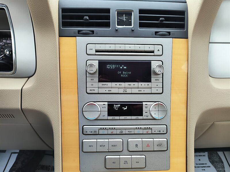 2009 Lincoln Navigator - Photo 20 - Pittsburgh, PA 15226