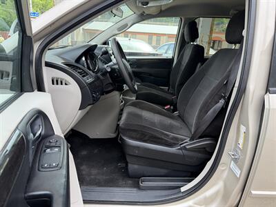 2013 Dodge Grand Caravan SE   - Photo 19 - Pittsburgh, PA 15226