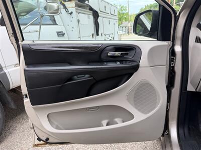 2013 Dodge Grand Caravan SE   - Photo 15 - Pittsburgh, PA 15226