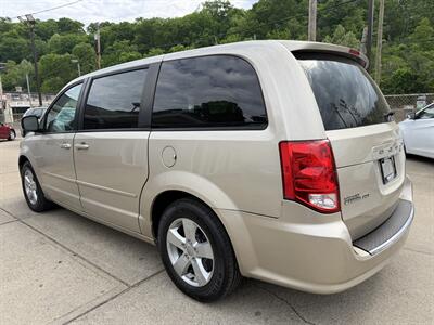 2013 Dodge Grand Caravan SE   - Photo 2 - Pittsburgh, PA 15226