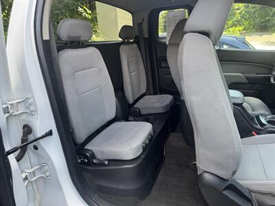 2016 Chevrolet Colorado   - Photo 13 - Pittsburgh, PA 15226