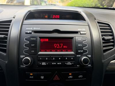 2011 Kia Sorento LX - Photo 23 - Pittsburgh, PA 15226
