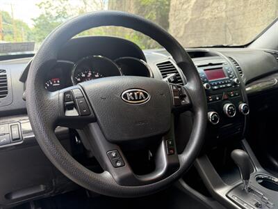 2011 Kia Sorento LX - Photo 18 - Pittsburgh, PA 15226