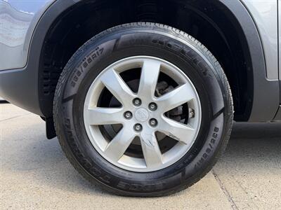 2011 Kia Sorento LX - Photo 7 - Pittsburgh, PA 15226