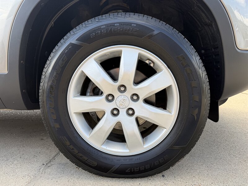 2011 Kia Sorento LX - Photo 9 - Pittsburgh, PA 15226