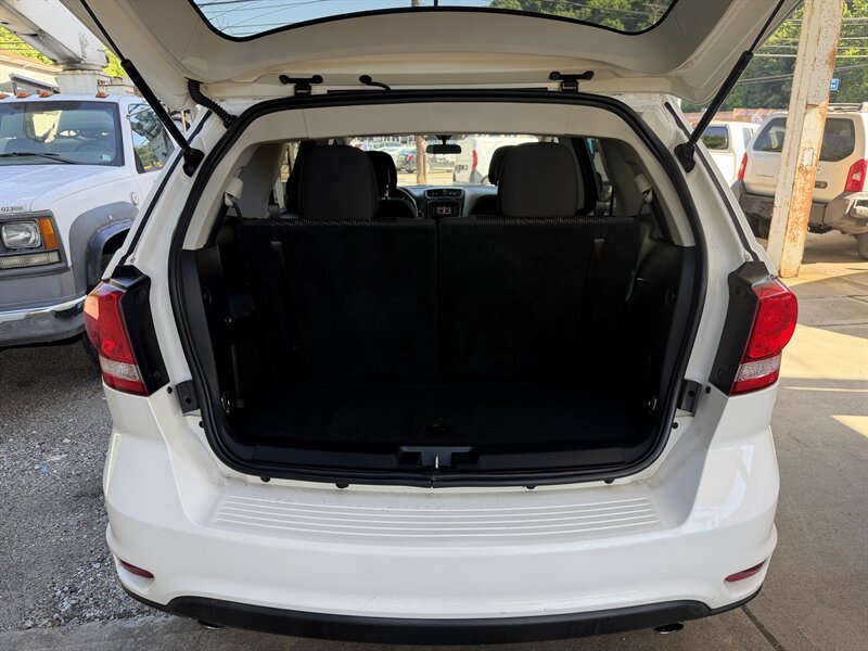 2015 Dodge Journey SXT - Photo 36 - Pittsburgh, PA 15226