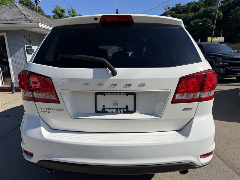 2015 Dodge Journey SXT - Photo 4 - Pittsburgh, PA 15226