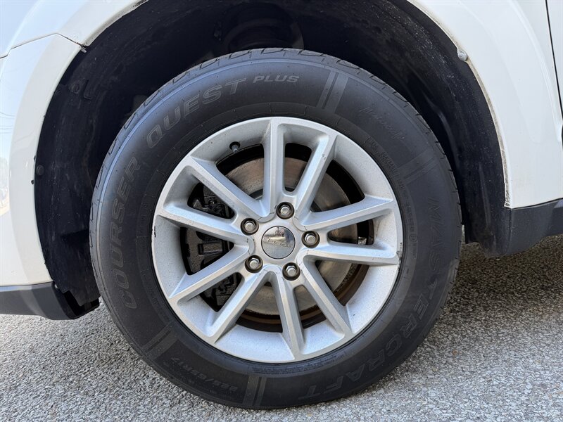 2015 Dodge Journey SXT - Photo 8 - Pittsburgh, PA 15226
